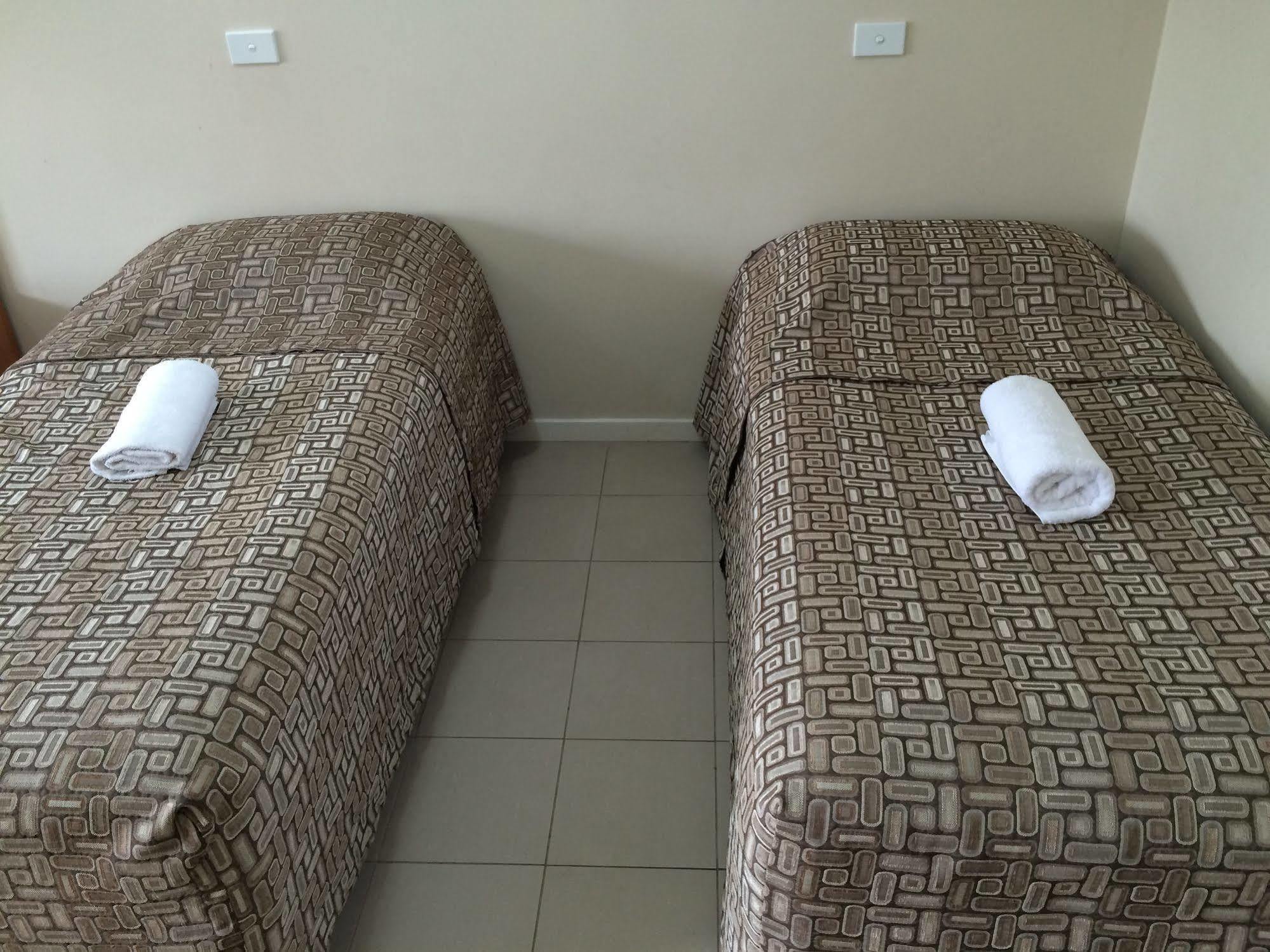 Liberty Plains Motor Inn Σίδνεϊ Εξωτερικό φωτογραφία