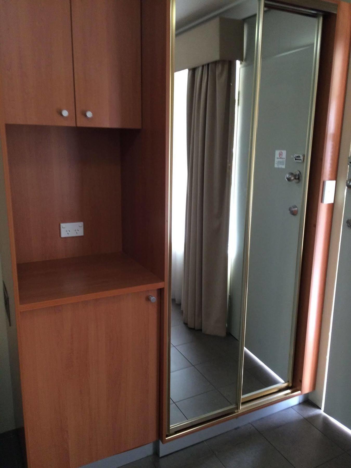 Liberty Plains Motor Inn Σίδνεϊ Εξωτερικό φωτογραφία