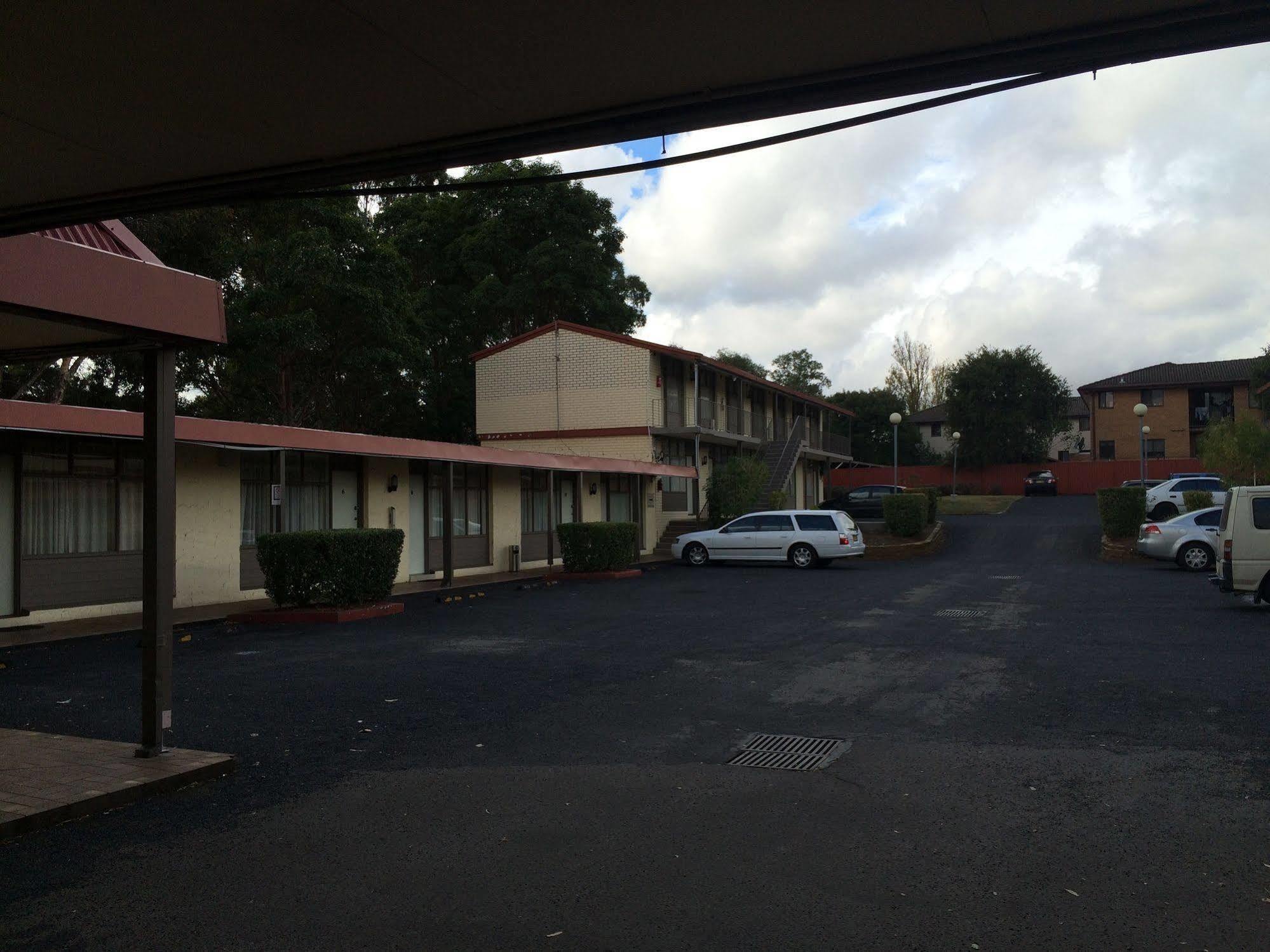 Liberty Plains Motor Inn Σίδνεϊ Εξωτερικό φωτογραφία